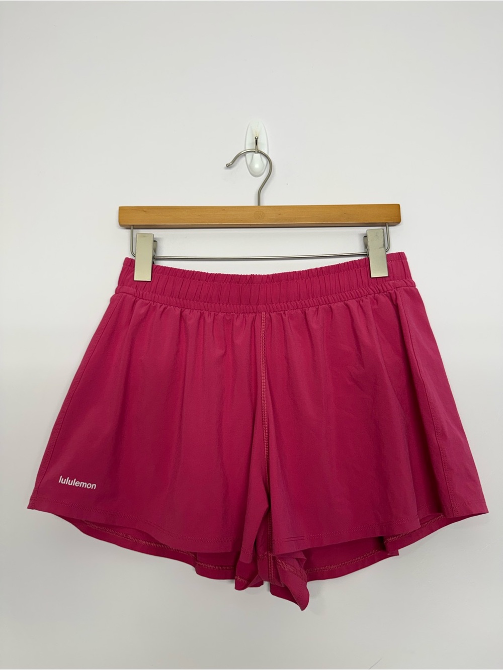 Lululemon Pace Crush High-Rise Short 2.5" Raspberry Coulis Size Medium